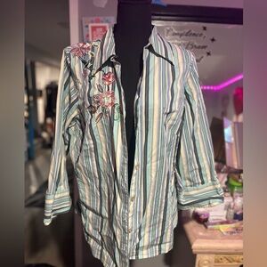 NWOT Avenue Striped Blue and White Women's Blouse embroidered Top size 14/16